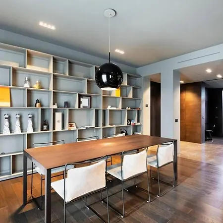 Karl Penthouse Apartment *